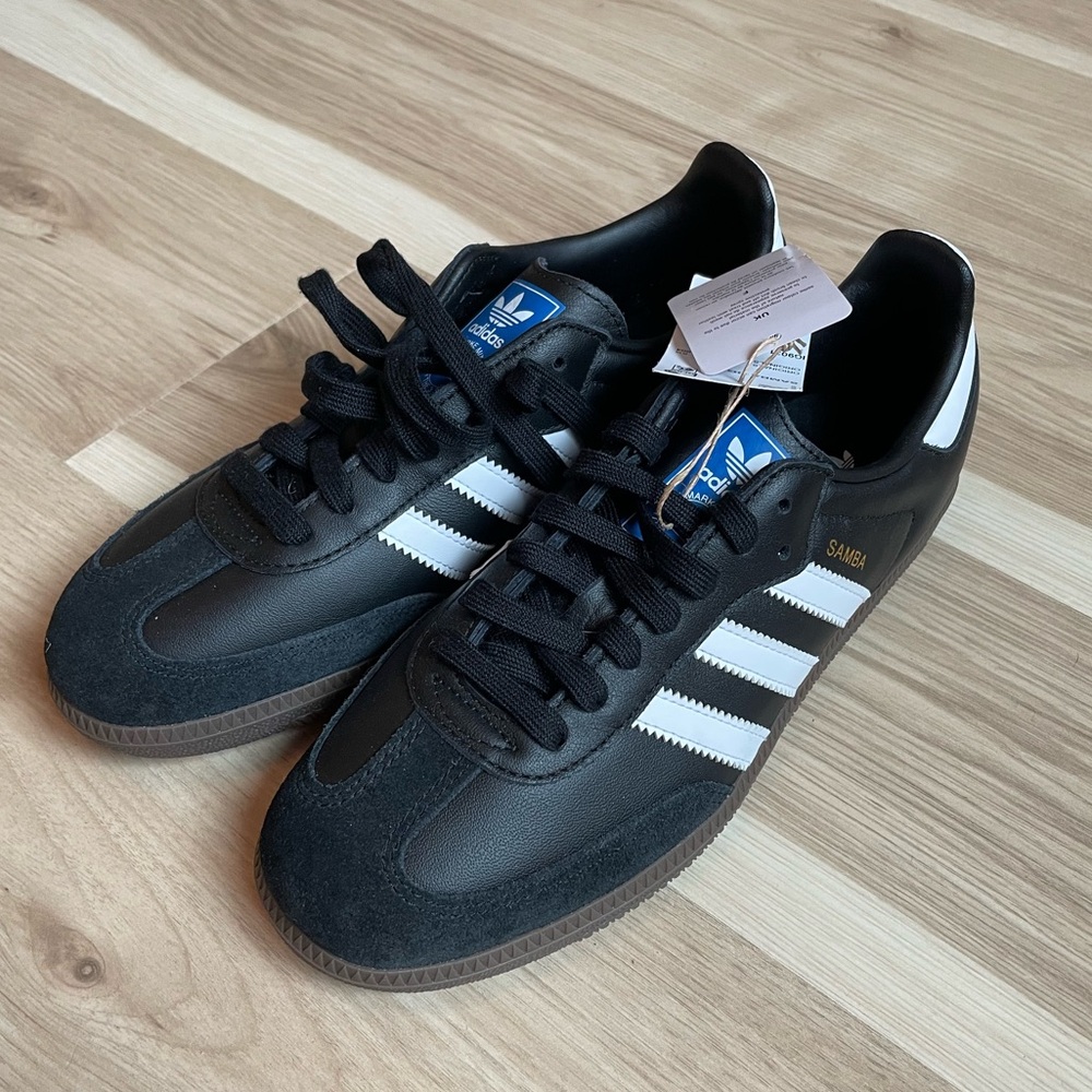 Adidas Samba OG size women’s 7 US NWT